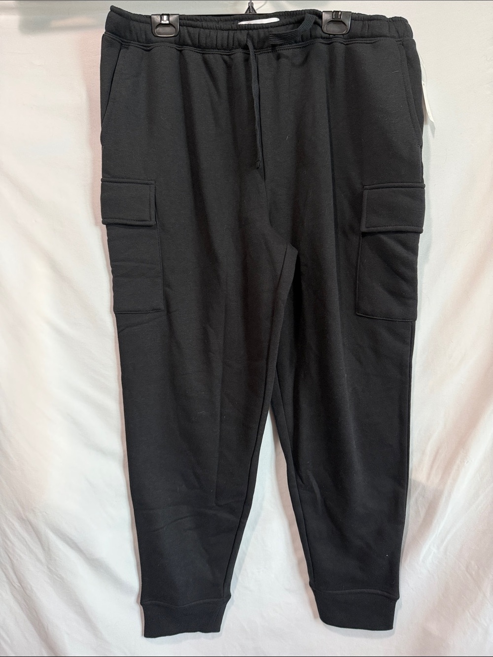Amazon Essentials Men's Black Cargo Jogger Sweatpants